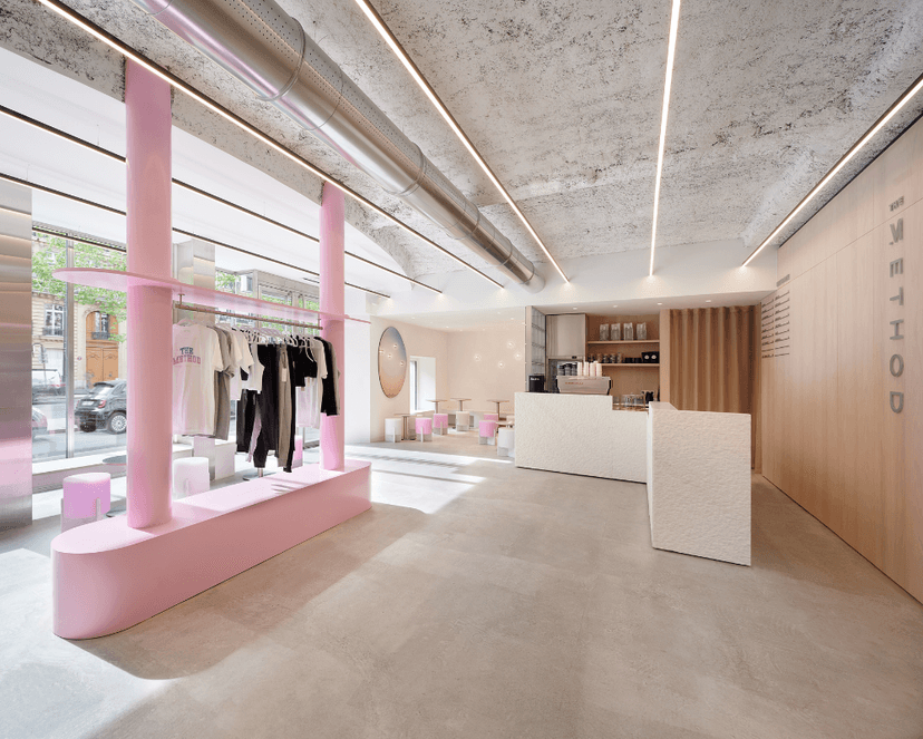 Cafe / welcome area 